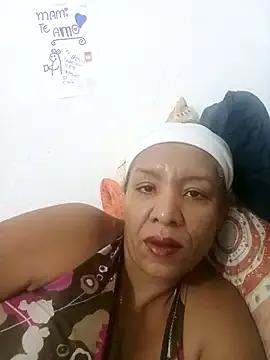 Surreyaa on StripChat 