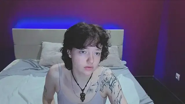 Svenaa_Kopnie — tease boobies