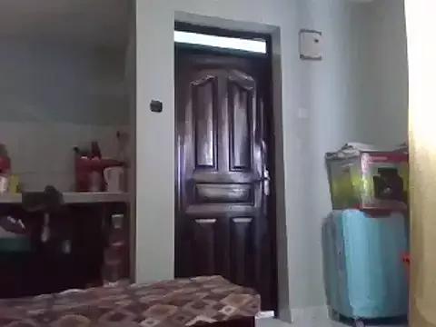 sweet_love00 on StripChat 