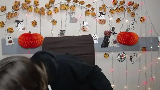 TracyLll on StripChat