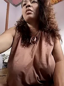 twinsflowers45 from StripChat