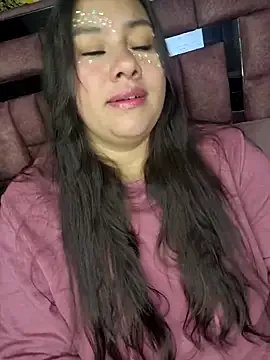 ValerieDiiamond on StripChat