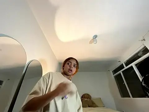 ValienteGirl_ — val.. bounce? a little