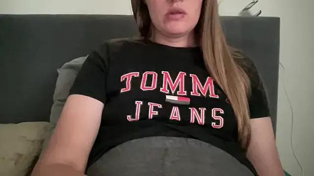 vanessa4you on StripChat