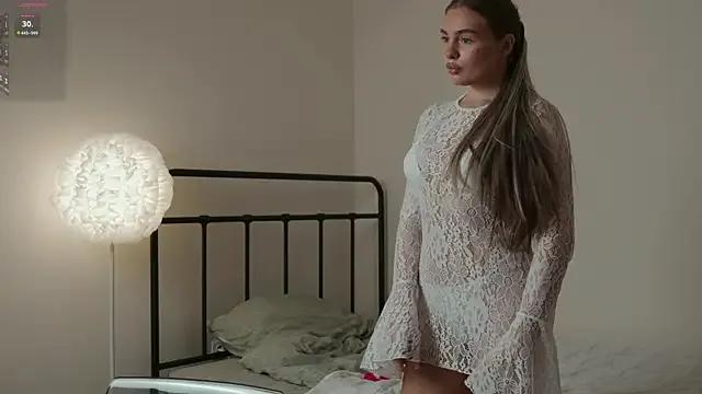 VIP_MILENA from StripChat