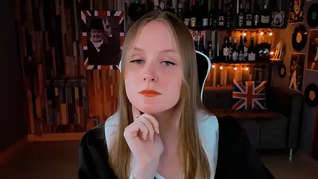 VivienLeeigh on StripChat