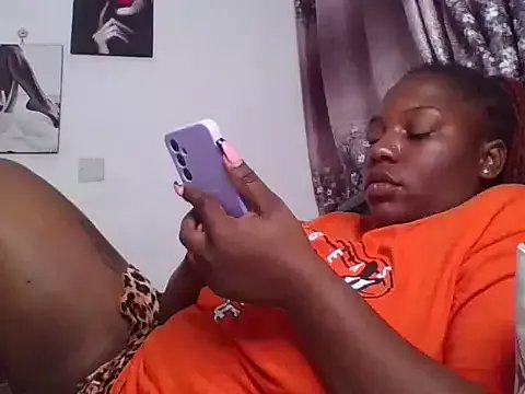 Whimsicalwillow on StripChat