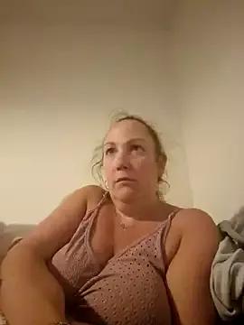 Wisie_Cutie on StripChat 