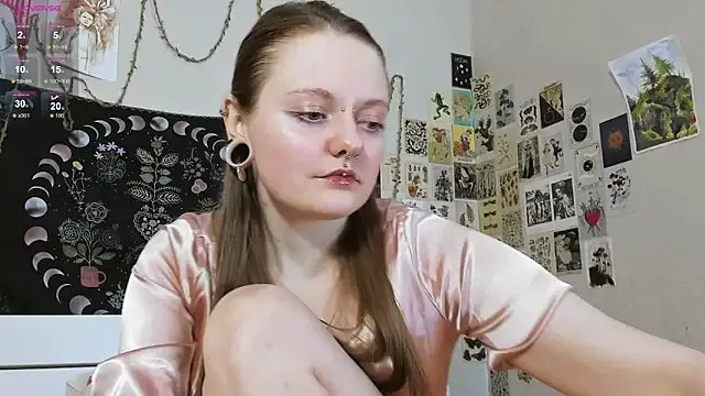 WonderConnie1 — ass tease