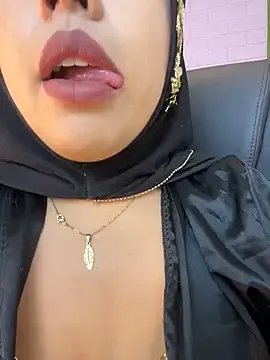 zahra_Jalid — SHOW pussy 